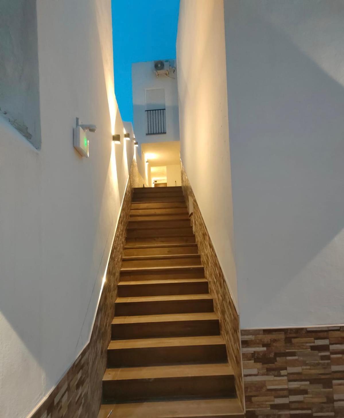 Apartamentos El Peligro 3 La Cueva Archidona Bagian luar foto