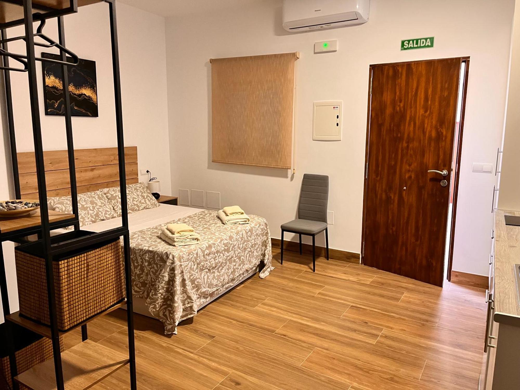Apartamentos El Peligro 3 La Cueva Archidona Bagian luar foto